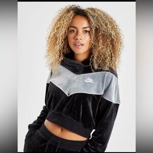 Nike Heritage Velour Sportswear Crop Hoodie Sweatshirt
